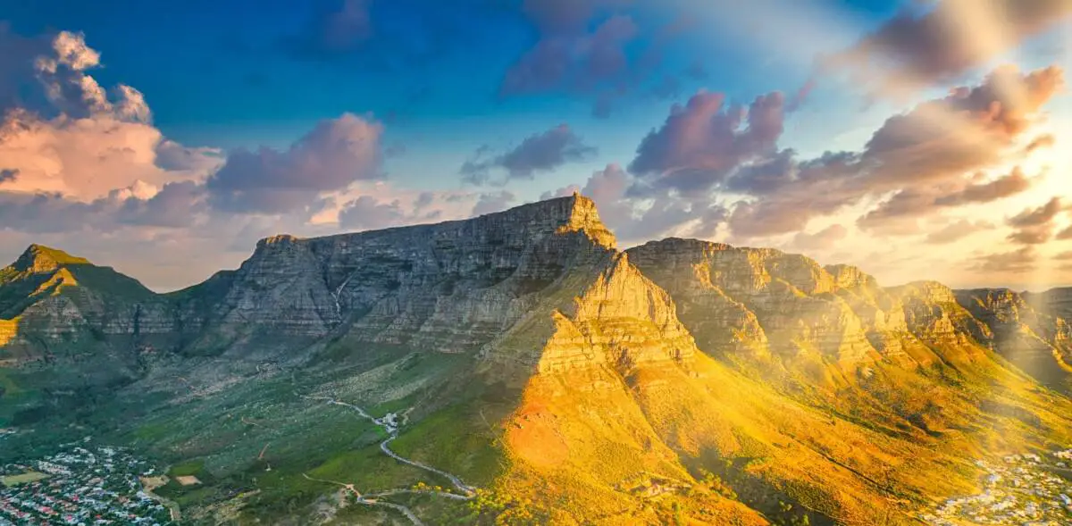 Sunrise over Table Mountain in Cape Town, capturing the mesmerizing beauty of South Africa.